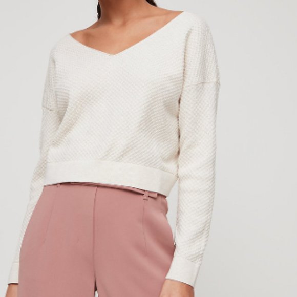 Aritzia Babaton Lita Long Sleeve Sweater Top Mauve - Picture 8 of 8